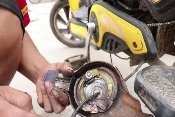 福建电动车刹车故障